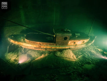 Trivia | Yellow or white light for diving torch?